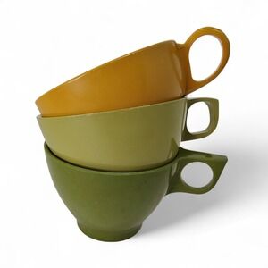 Melmac Stacking Mugs Set of 3 Retro‎ Kitchenware Coffee Tea Cups Eclectic Set